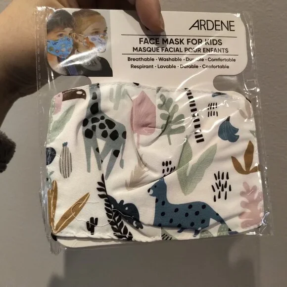 NWT LOT 5 Kids Reusable Masks Children mask printed 2 layers %100 Cotton inside - Picture 4 of 16